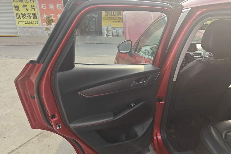 Used BORGWARD BX5 2017 20TGDI Automatic Two-Wheel Drive New Edition
