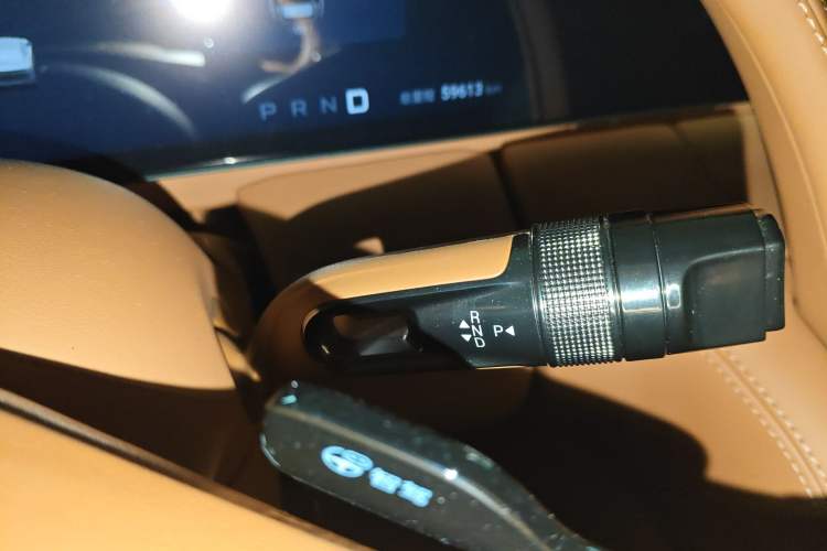 Used Yangwang U8 2023 Luxury Edition
