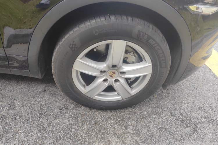 Used Porsche Cayenne 2011 Cayenne S 4.8L