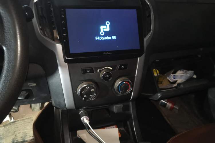 Used Isuzu TAGA 2018 3.0T Four-Wheel Drive Luxury Edition
