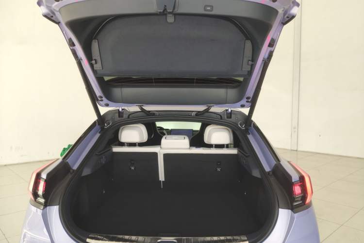 Used Zeekr 001 2026 95° All-Wheel-Drive Max Edition Trunk