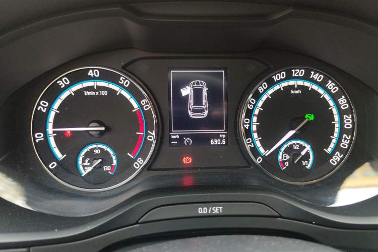 Used Skoda Karoq 2020 TSI280 Smart Drive Technology Edition China VI Instrument Cluster