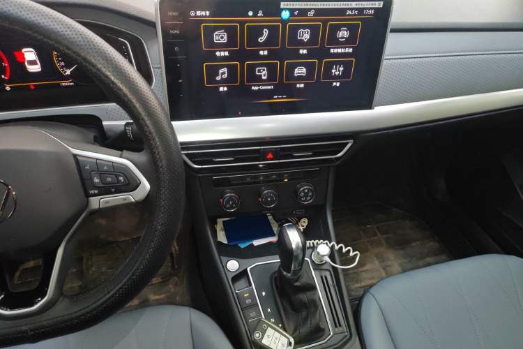 Used Volkswagen Lavida 2023 1.5L Automatic 5 Million Edition Audio And AC Panel