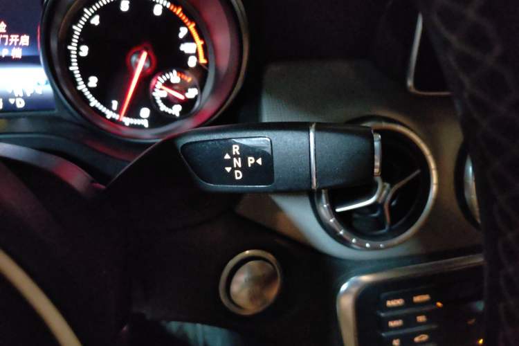 Used Mercedes-Benz CLA 2017 CLA 200 Sport Edition Gear Lever