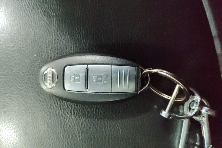 Used Nissan Terra 2018 2.5L Automatic 4x4 Flagship Edition Vehicle Key