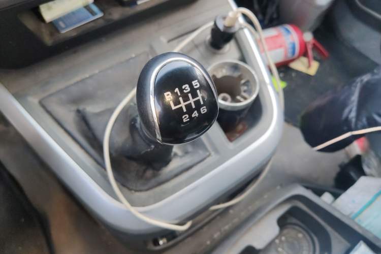 Used Jinbei Hiace King 2021 2.0L City Transport King Series Express Model Standard Top 6-Seater 1TZS Gear Lever