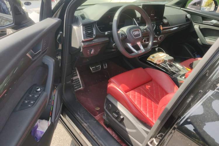 Used Audi SQ5 Sportback 2023 3.0 TFSI quattro Driver Seat