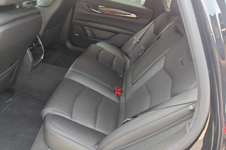 Used Cadillac CT6 2022 28T Fashion Edition Left Rear Seat