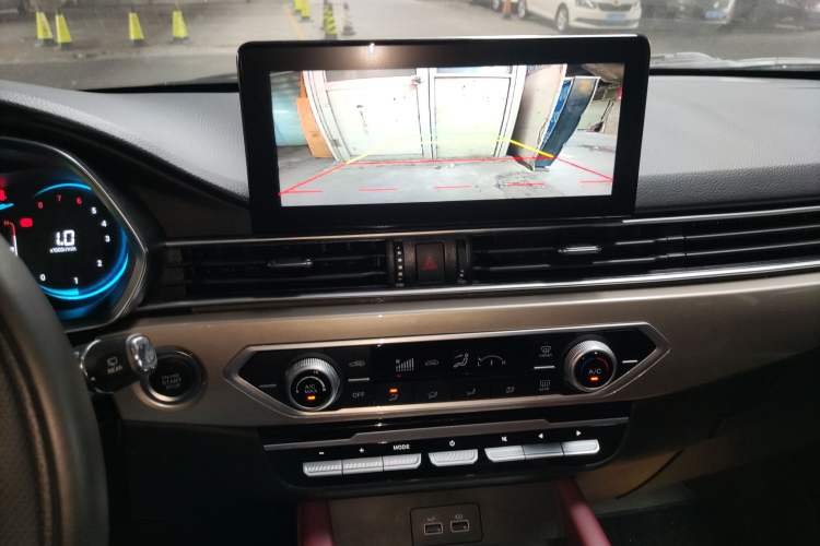 Used JETOUR X70 2023 1.5T DCT Beyond PRO Edition 5-Seater
