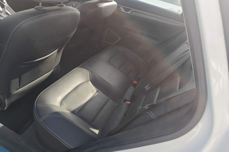 Used Geely Auto Emgrand GL 2018 1.8L DCT Elite Smart Connectivity Version