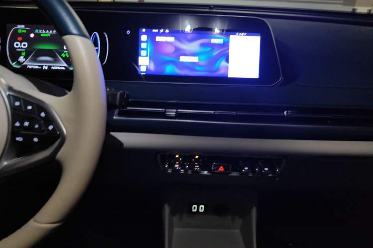 Used ORA Good Cat 2021 400km Standard Range Athena Edition Lithium Iron Phosphate Audio And AC Panel