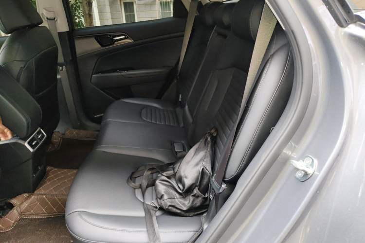 Used Kia Sportage (Chinese Domestic Model) 2023 2.0T Two-Wheel-Drive Prestige Edition Interior 4