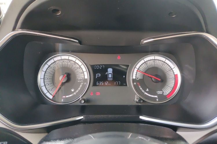 Used Zotye T500 2018 1.5T Automatic Luxury Model Instrument Cluster