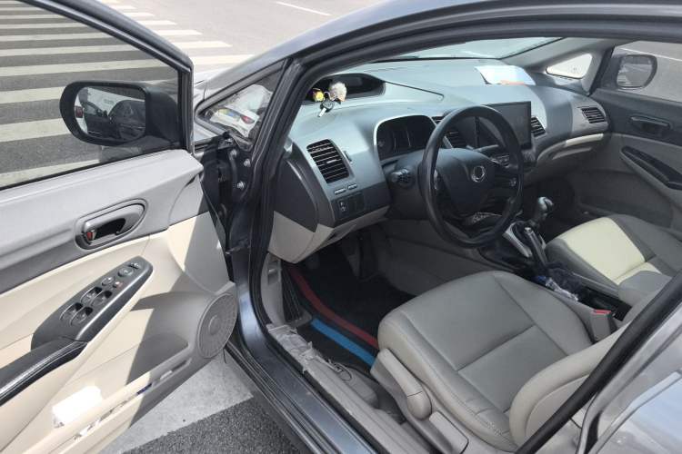 Used CIIMO 2012 1.8L Manual
