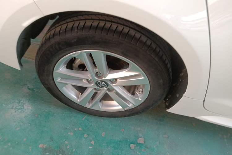 Used Toyota Levin 2022 Dual-Motor 1.8H E-CVT Leading Edition
