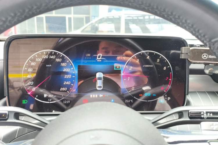 Used Mercedes-Benz C-Class 2022 C 200 L Sport Edition
