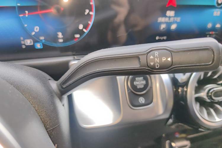 Used Mercedes-Benz GLB 2023 GLB 220 Fashion Model Gear Lever