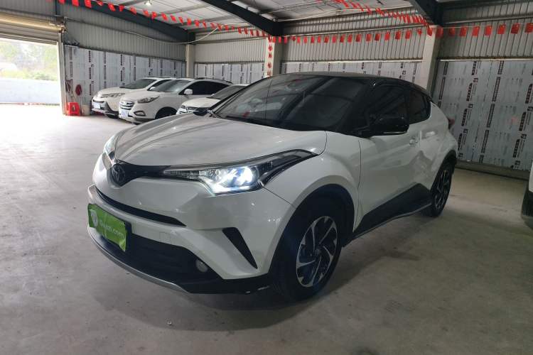 Used Toyota IZOA 2018 2.0L Yichi Version China VI Standard