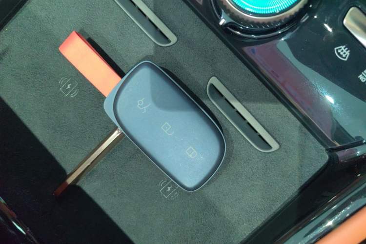 Used Lynk & Co 900 2025 2.0T Ultra Vehicle Key