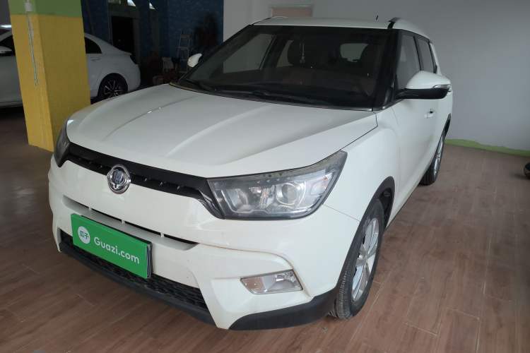 Used SsangYong Tivolan 2015 1.6L Automatic Two-Wheel Drive ZhiShang Edition