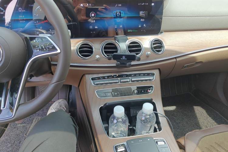 Used Mercedes-Benz E-Class 2022 Second Facelift E 260 L
