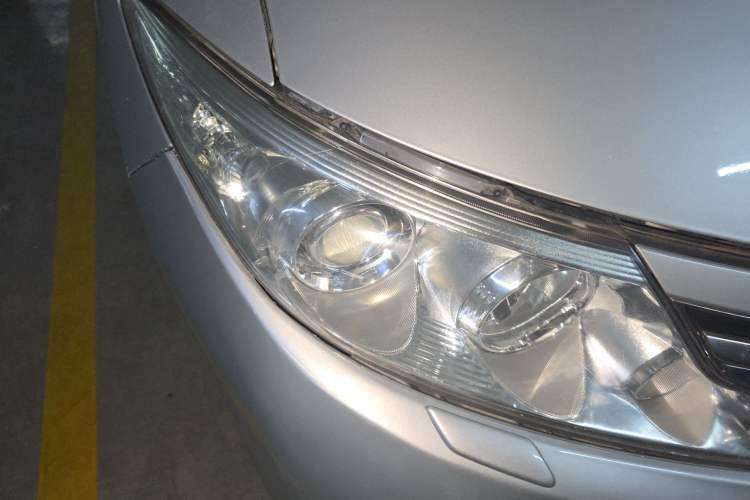 Used Toyota Previa 2012 2.4L 7-Seater Luxury Edition Right Front Headlight