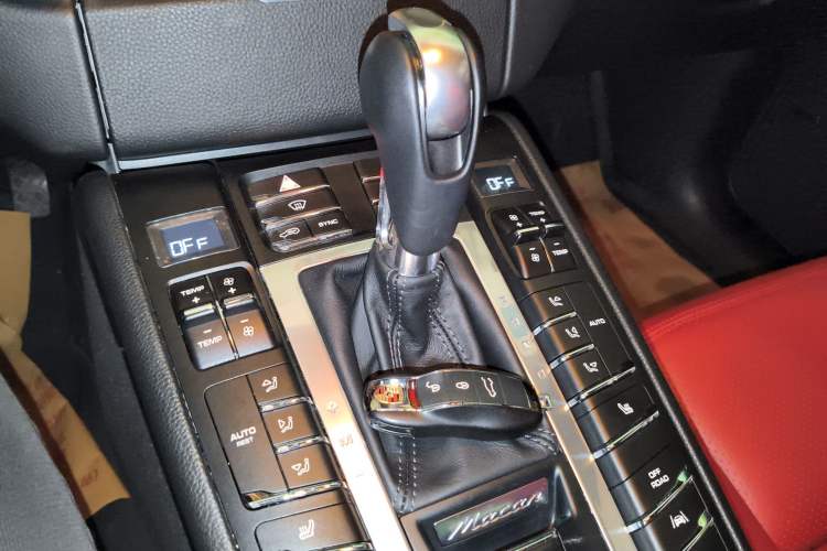 Used Porsche Macan 2017 Macan 2.0T
