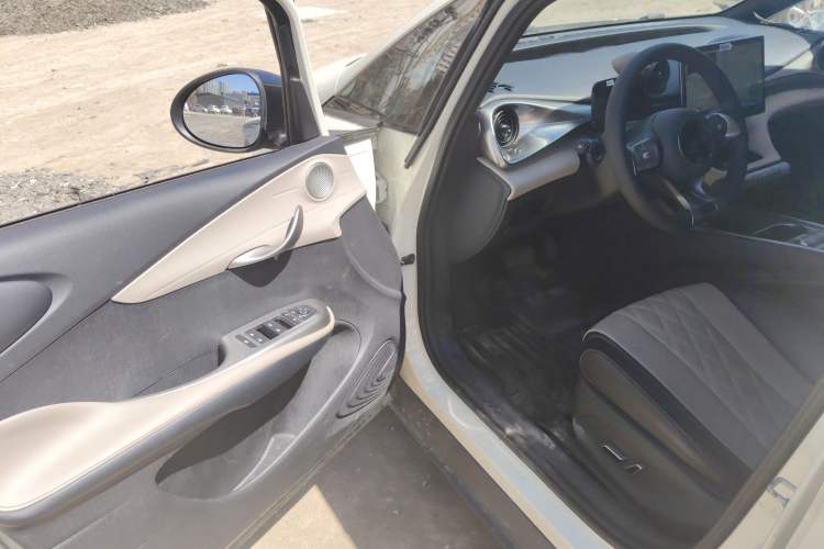 Used BYD Dolphin 2021 405 km Fashion Edition Driver Seat