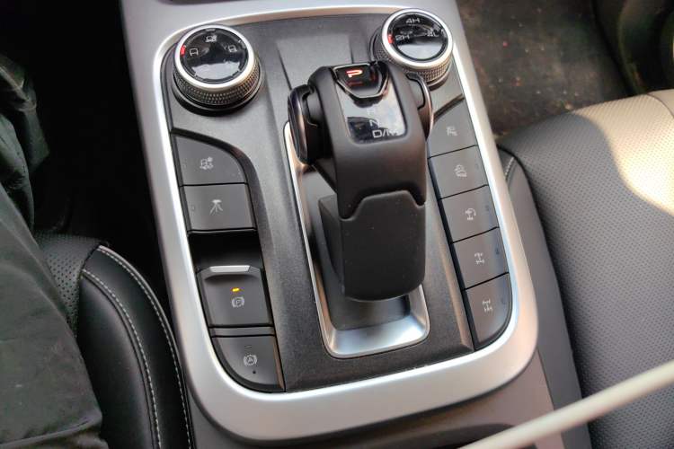 Used Tank 300 2021 Off-Road Edition 2.0T Conqueror Gear Lever