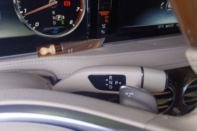 Used Mercedes-Benz S-Class 2017 S 320 L Luxury Model Gear Lever