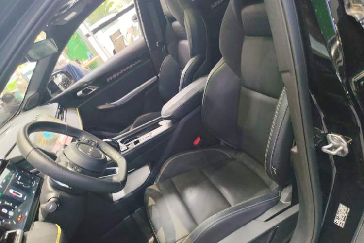 Used Lynk & Co 03 2023 2.0TD DCT JingPro Left Front Seat