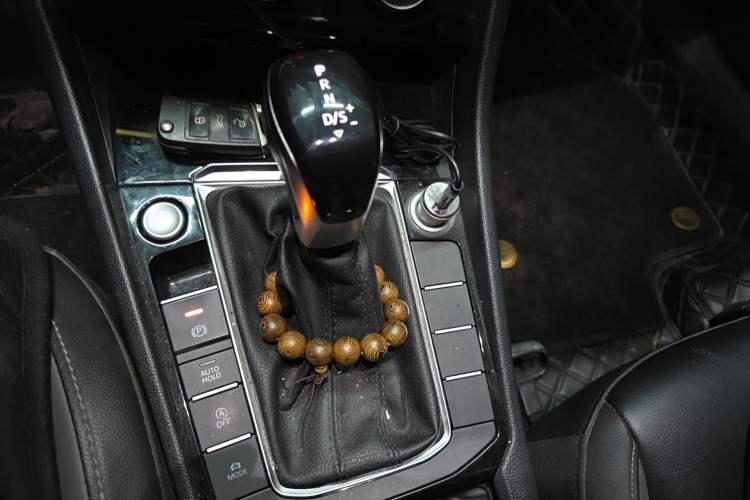 Used Volkswagen Sagitar 2019 280TSI DSG Comfort Version China VI Standard Gear Lever