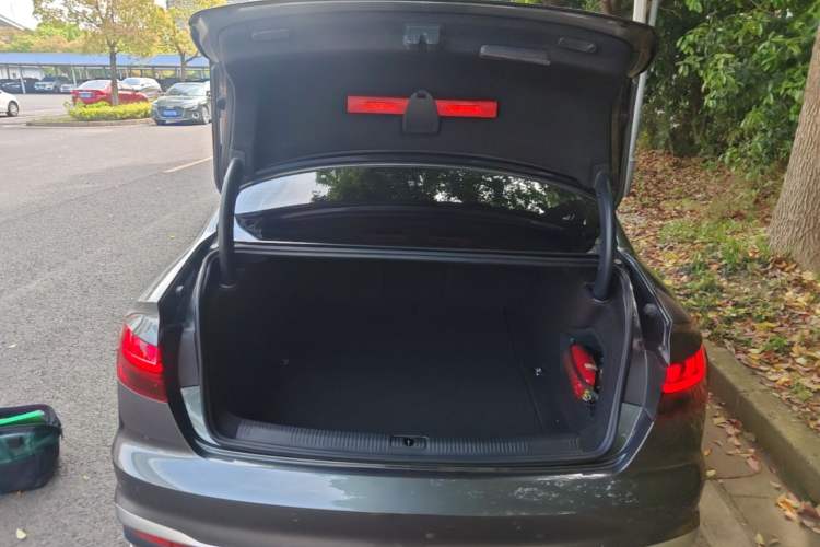 Used Audi A4L 2022 40 TFSI Fashion Dynamic Model Trunk