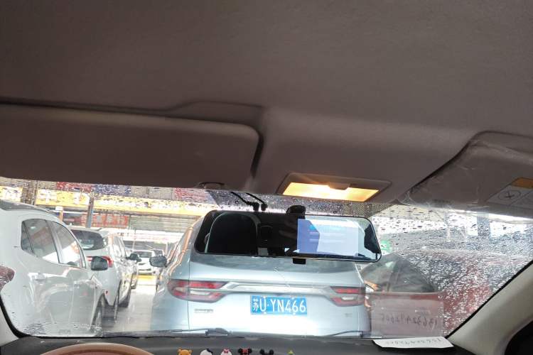 Used CHANGAN Benni E-Star 2022 Qingxin Edition Colorful Model Lithium-NMC Headliner