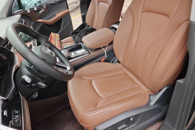 Used Audi Q7 2022 45 TFSI quattro S line Luxury Edition Left Front Seat