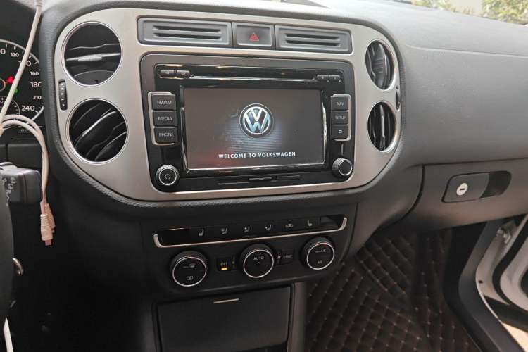 Used Volkswagen Tiguan 2013 1.8 TSI Automatic All-Wheel Drive Luxury Model