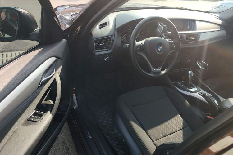 Used BMW X1 2014 sDrive18i Fashion Model