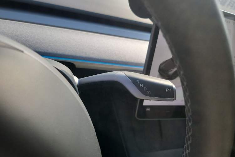 Used Tesla Model Y 2023 Rear-Wheel-Drive Version