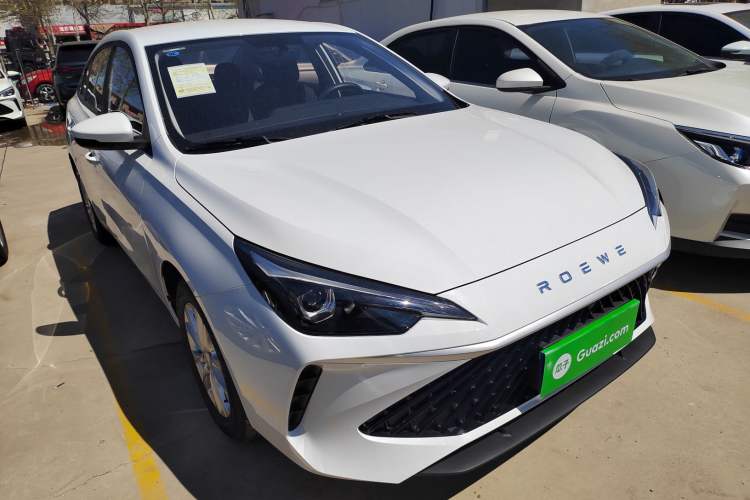 Used Roewe i5 2026 Model 1.5L Manual Comfort Version Front Right 45 Deg