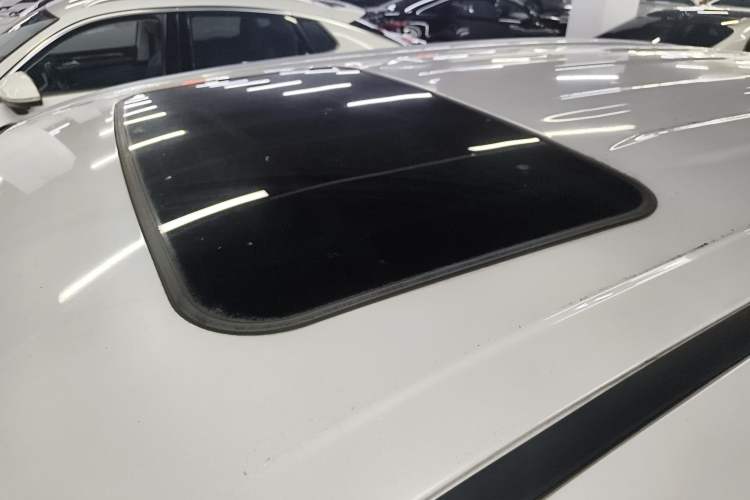 Used Toyota RAV4 2021 2.0L CVT Two-Wheel Drive Fashion PLUS Edition Roof