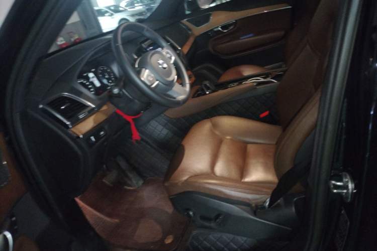 Used Volvo XC90 2022 B5 SmartDrive Luxury Edition 7 Seats