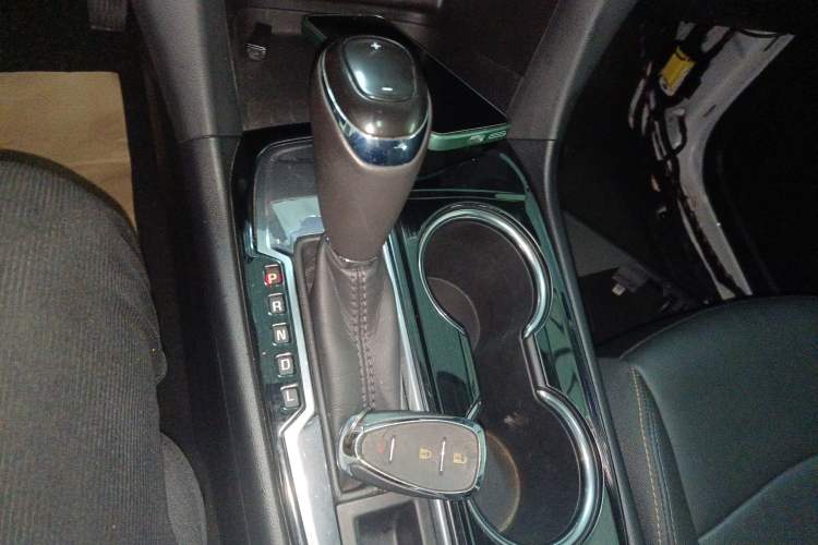 Used Chevrolet Equinox 2019 535T Automatic Chijie Edition China VI Gear Lever