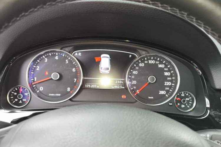 Used Volkswagen Touareg 2018 3.0 TSI Glory Collection Edition
