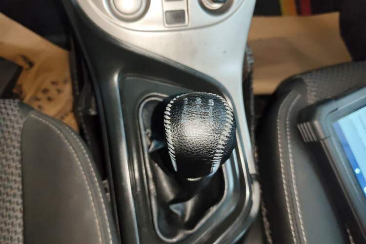 Used Haima M3 2016 1.5L Manual Comfort Model with Sunroof
