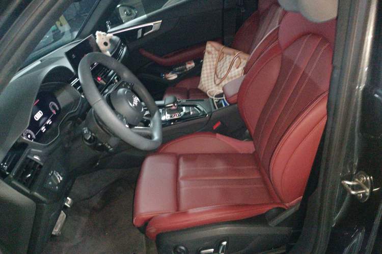 Used Audi A4L 2024 40 TFSI Luxury Dynamic Edition