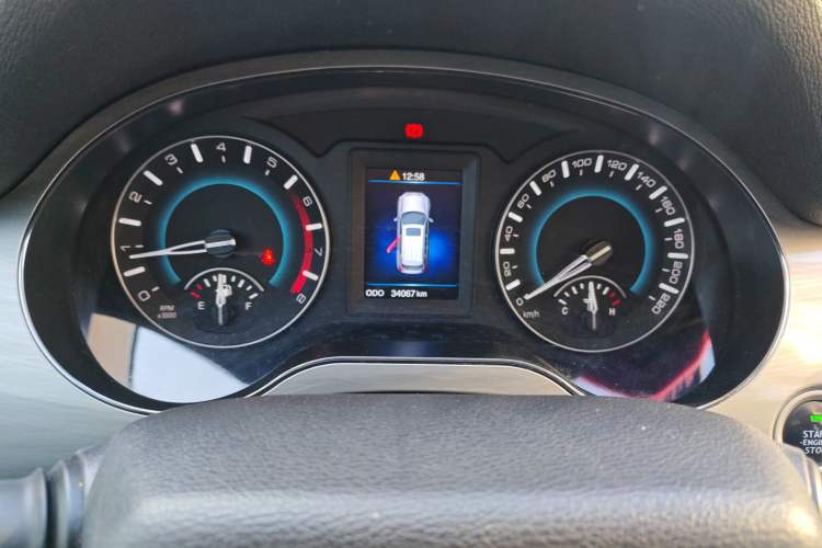 Used Haval H2 2016 Red-Label 1.5T Manual Two-Wheel Drive Comfort Model
