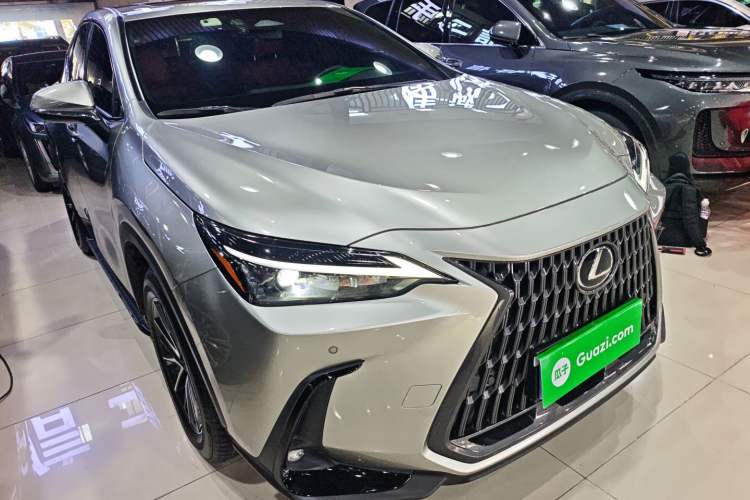 Used Lexus NX 2022 350h Front-Wheel-Drive Innovation Edition
