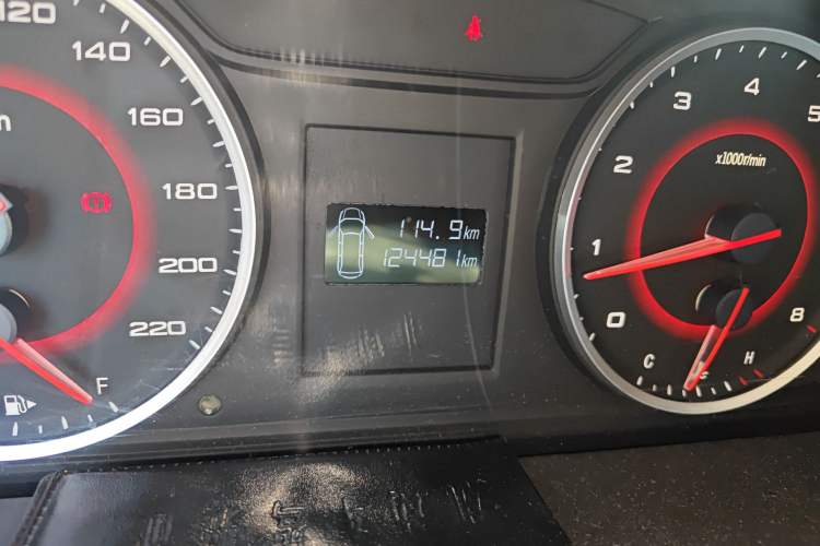 Used SAIC MAXUS G10 2018 PLUS 2.0T Manual Elite Edition