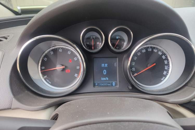 Used Buick Regal 2014 2.0L Leading Fashion Edition