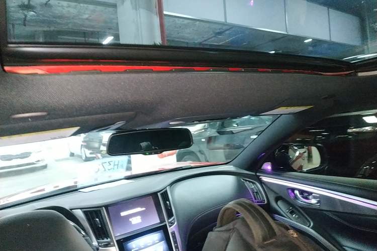 Used Infiniti Q60 2017 2.0T Luxury Edition
